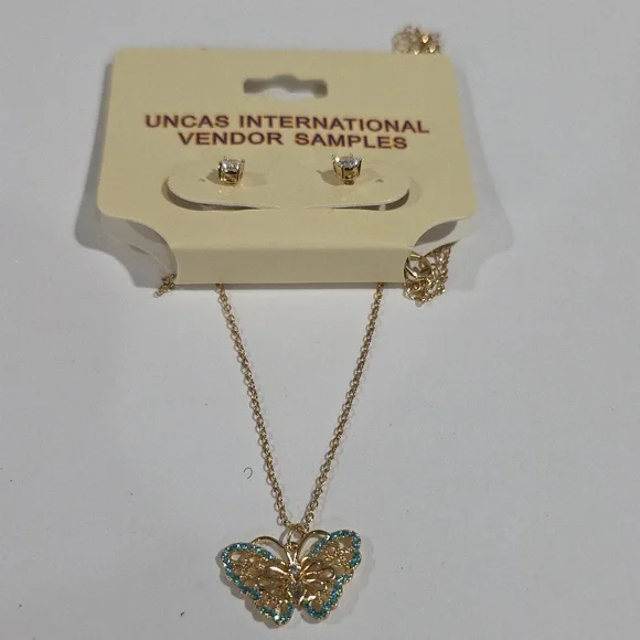 Gold Turquoise Butterfly Pendant Necklace & Stud Earrings Set  – Women’s Jewelry - Picture 3 of 8